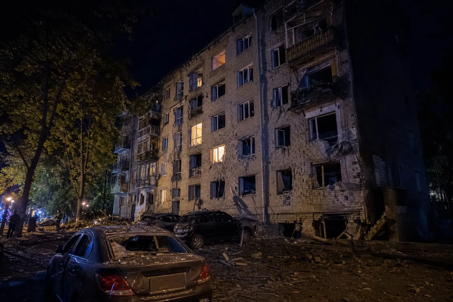 Російський дрон влучив у будівлю телеканалу «Ми — Україна» в Києві