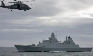 一位前澳式橄榄球联盟（AFL）球员因直播中出现私密画面，对福克斯体育（Fox Sports）和该联盟提起诉讼