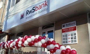 Міністр національної єдності Олексій Чернишов став найбагатшим урядовцем в Україні