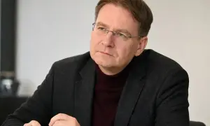 Молоді покупці в ОАЕ обирають легші золоті прикраси — The National