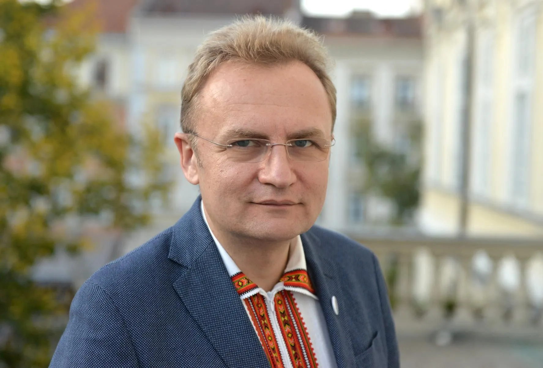 Попри заклик прем'єрки у двох медзакладах Львова немає світла, — Садовий