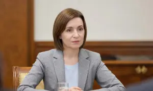 В Минск вывели ОМОН с автоматами и водометы, Лукашенко охраняет военная техника