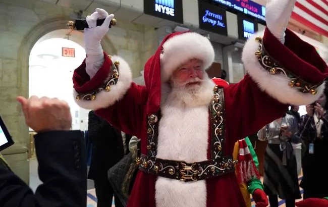 Військові США та Канади вже 70 років спостерігають за Санта-Клаусом