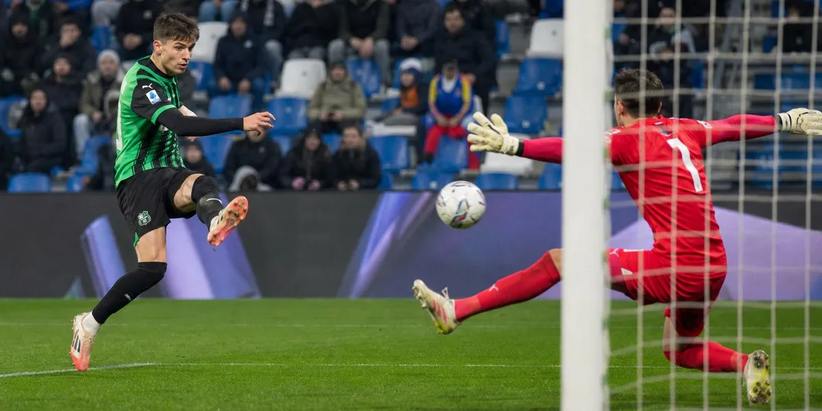 Sassuolo snatch victory over Juventus, Napoli beat Bologna