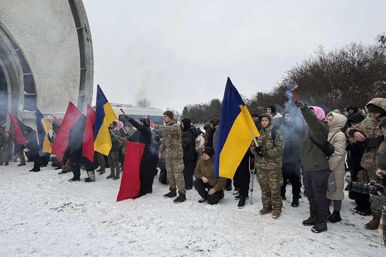 У Києві попрощалися з військовослужбовицею Ланою Чорногорською з позивним Саті