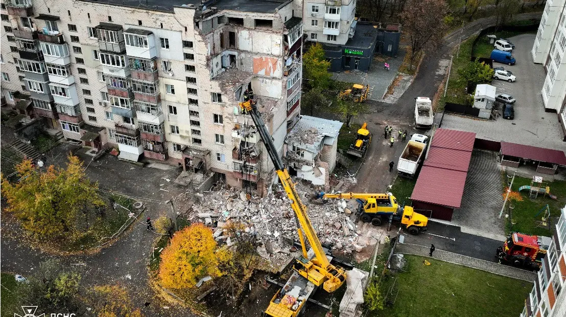 Вибух у багатоповерхівці Хмельницького: оприлюднені попередні результати розслідування Вибух у багатоповерхівці Хмельницького: оприлюднені попередні результати розслідування