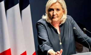 Уперше в історії: парламент Франції підтримав резолюцію партії Марін Ле Пен