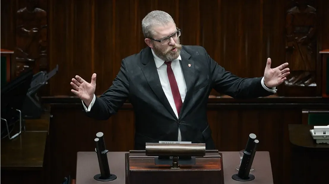 У Польщі судять євродепутата, який розпалював ненависть до України та євреїв