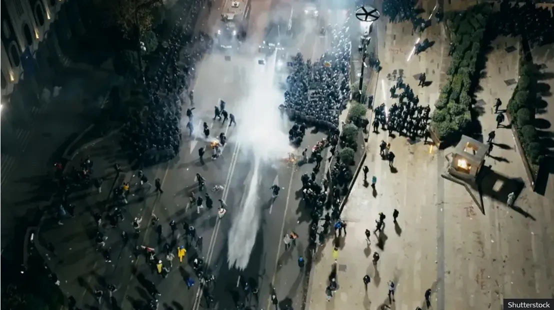 Влада Грузії хоче заборонити стихійні протести біля держустанов