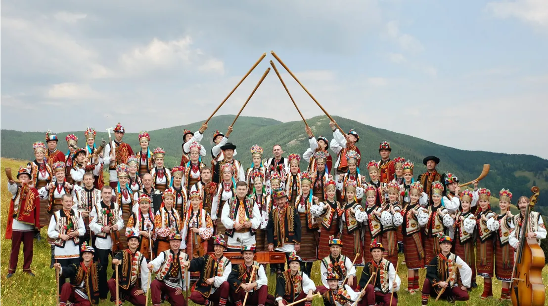 Побиті артисти ансамблю «Гуцулія» отримвали погрози від батька нападника