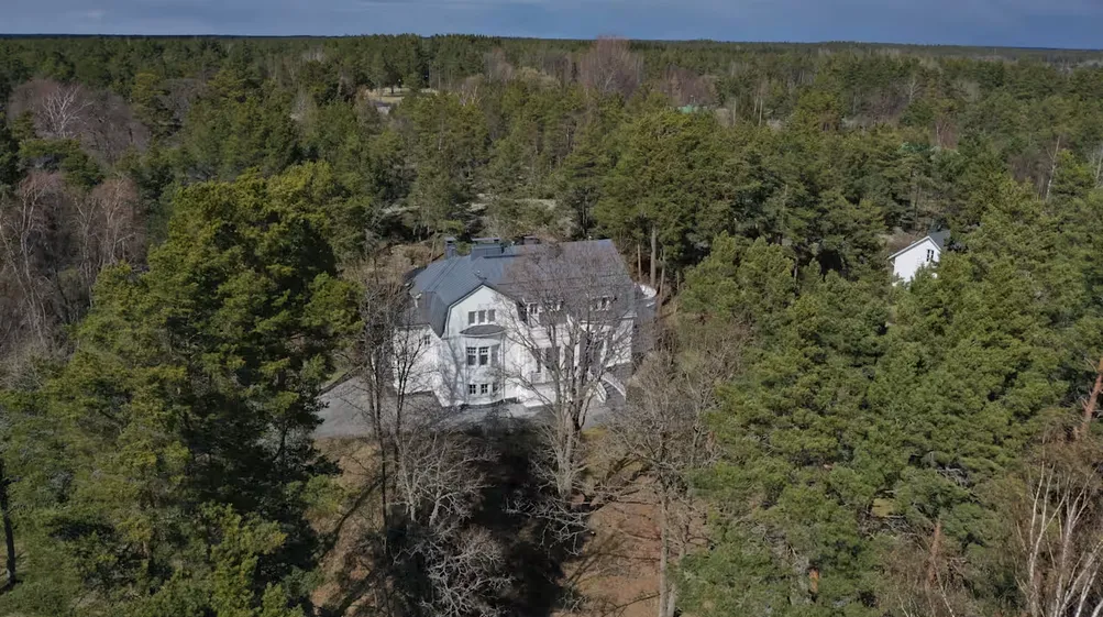 Віллу друга путіна у Фінляндії конфіскують за борги