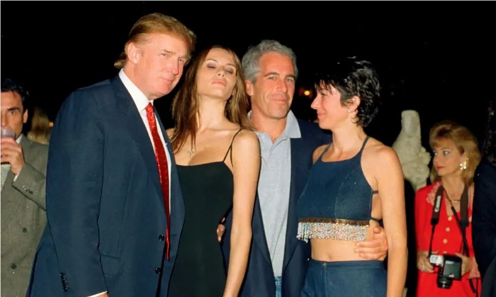 Мін’юст США після скандалу повернув фото з Трампом у базу документів Епштейна