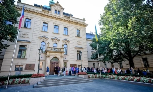 Персоною нон грата оголосили російського дипломата у Румунії 