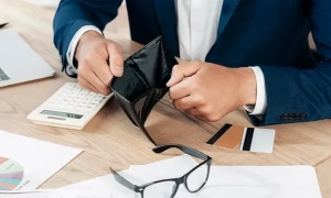 Відео: за рік війни Україна розблокувала поставки всіх типів зброї, крім одного