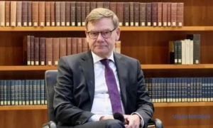 Франція відзначає повернення двох громадян з іранської в'язниці