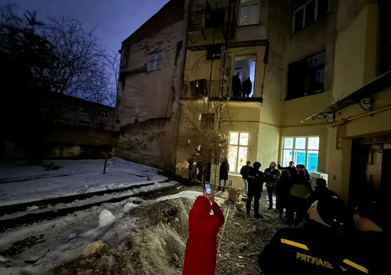 У Львові стався вибух газу в житловому будинку, є постраждалі