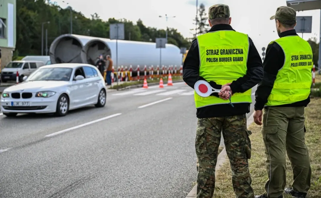 В Польше задержали украинцев за ввоз 12 россиян
