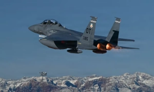 США потеряли как минимум семь самолетов в войне против Ирана — CNN