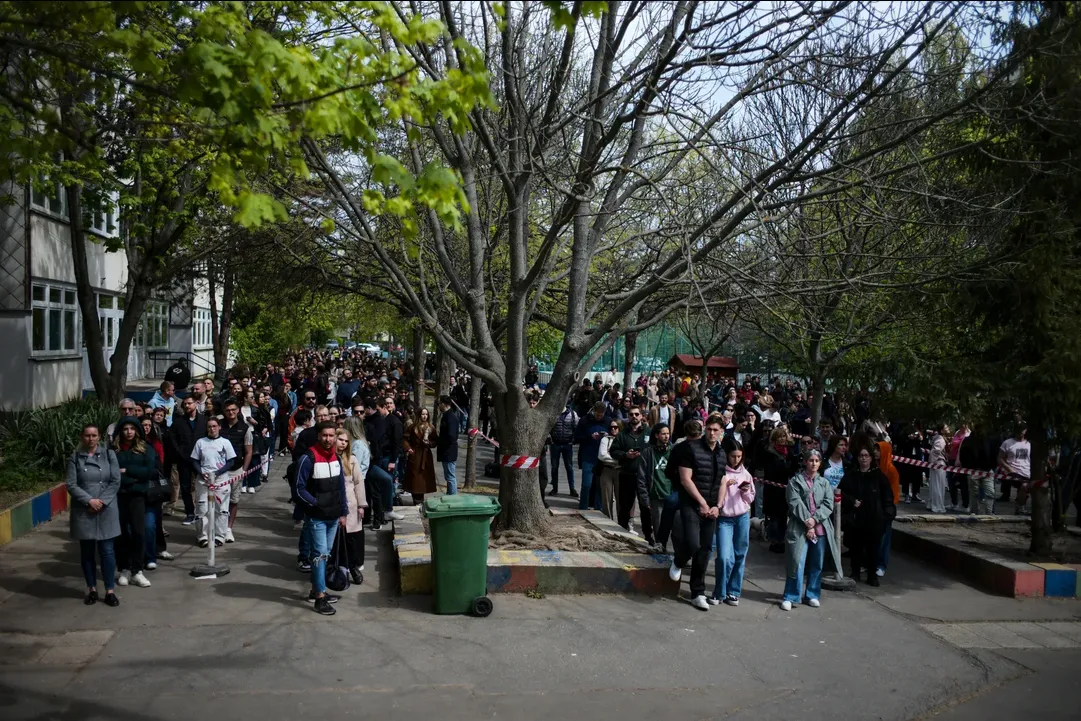 Більше половини угорців уже проголосували на парламентських виборах