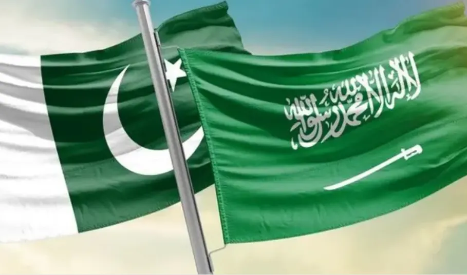 Пакистан перекидає свої війська на захист Саудівської Аравії