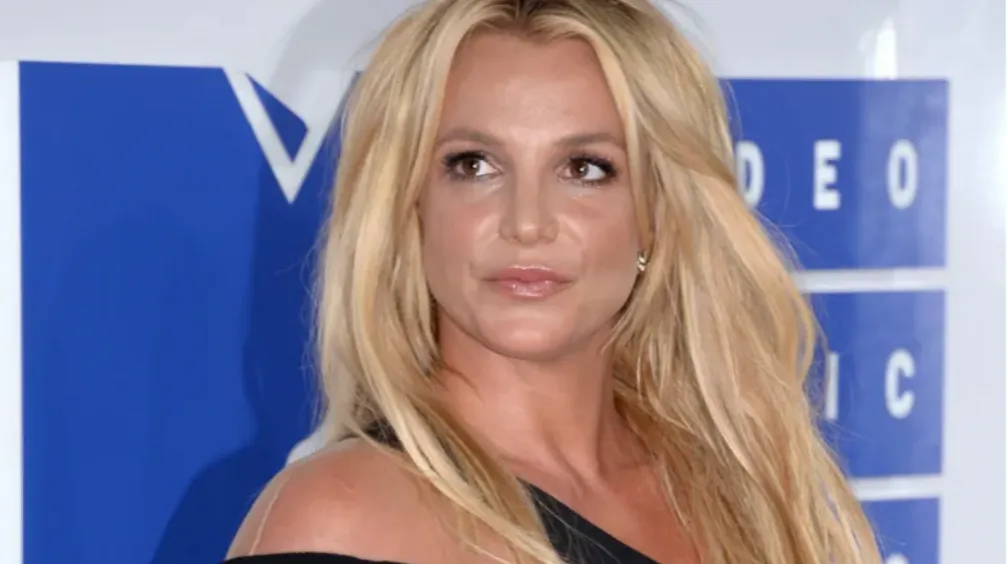 Брітні Спірс добровільно лягла в рехаб після інциденту з поліцією