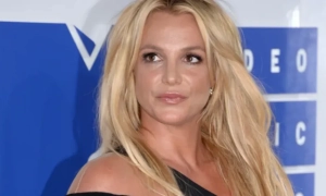 «Історія» у музиці Марти Адамчук: у Києві відбувся концерт, що поєднав творчість та добрі справи