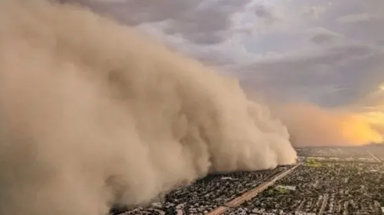 Укргідрометцентр прокоментував, чи загрожує Україні пил із Сахари