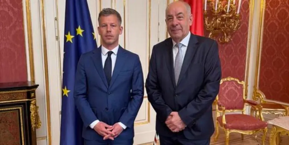 Петер Мадьяр назвал президента Венгрии некомпетентным после личной встречи