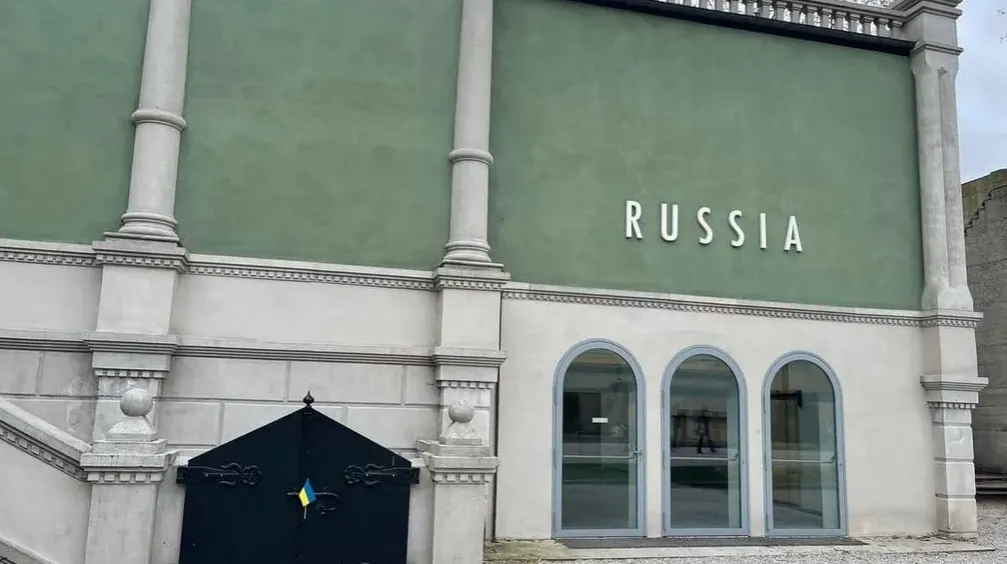 Фінляндія бойкотує Венеційську бієнале на політичному рівні через участь рф