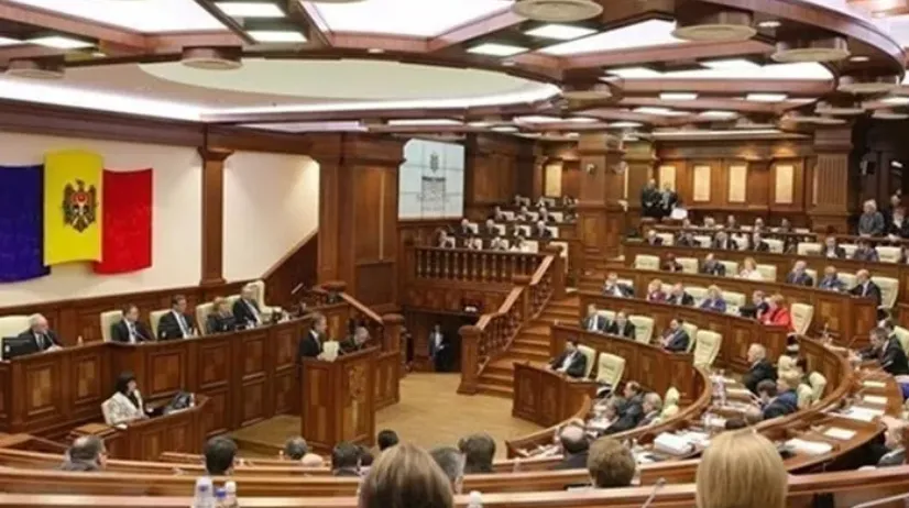 Парламент Молдови скасував обов’язкове використання російської мови