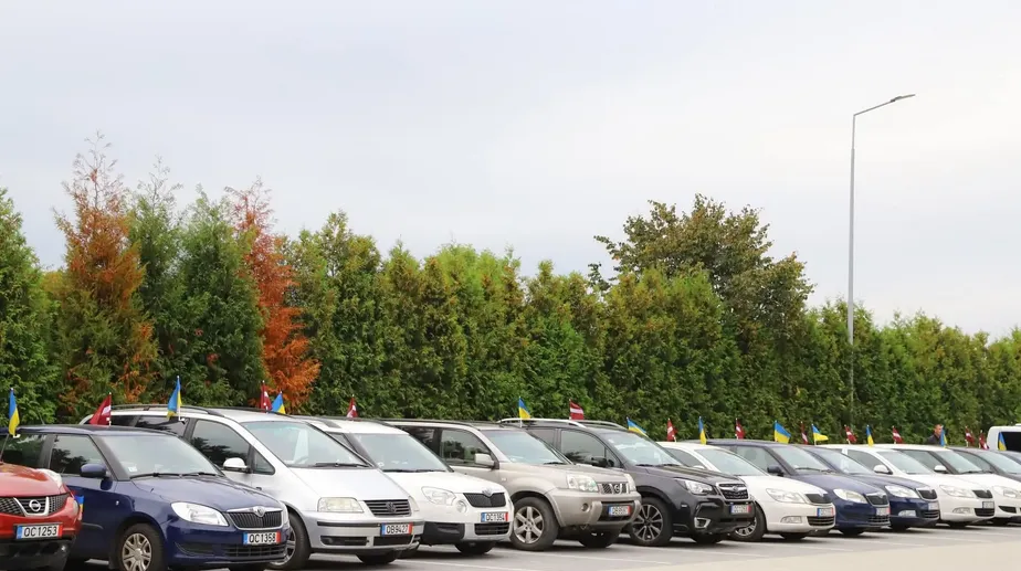 Латвія готує Україні нову партію автівок, конфіскованих у п’яних водіїв