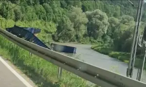 Между Ираном и Арменией разгорелась торговая война из-за цветов