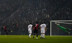伦斯特从0比13落后逆转，以24比18击败明斯特赢得URC德比 — BBC Sport