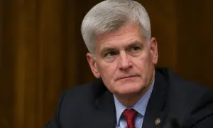 Senator Bill Cassidy skrytykował nadzór FDA nad producentami mifepristonu