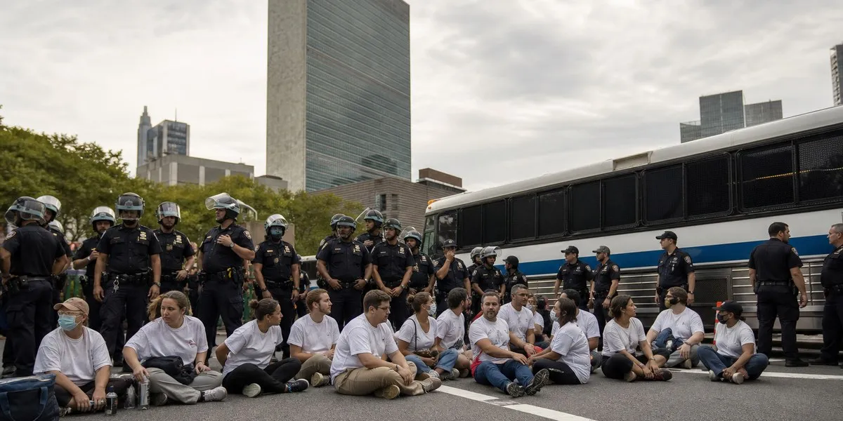 至少30人在纽约反内塔尼亚胡抗议活动中被拘留——Asharq Al-Awsat