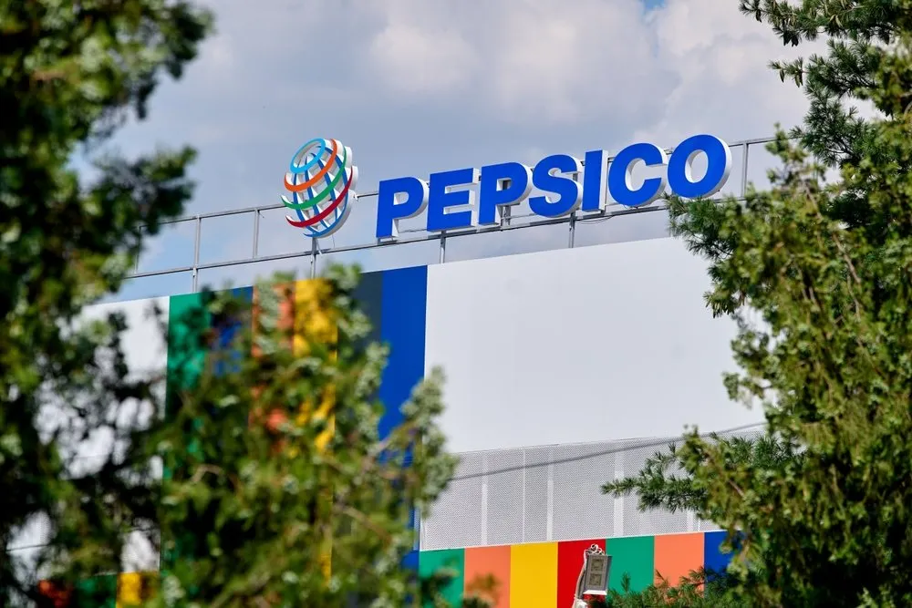 Компанія PepsiCo вперше за чверть століття змінила логотип Компанія PepsiCo вперше за чверть століття змінила логотип