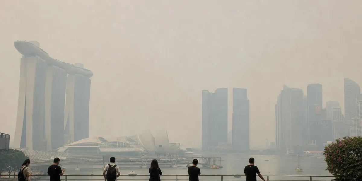 Singapore air pollution index reaches unhealthy level — Channel NewsAsia
