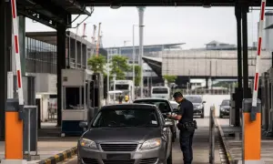 Меркель требует у Британии срочно уладить вопрос границы с Ирландией