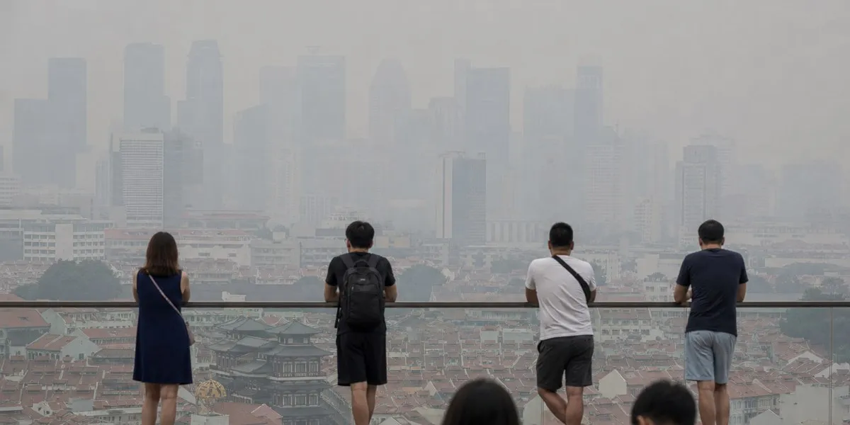 Indeks PSI w zachodnim Singapurze osiągnął 228 z powodu smogu — Channel NewsAsia