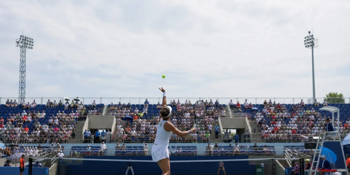 Siniaková pokonała Linette w Osace i pochwaliła rywalkę — Interia Sport