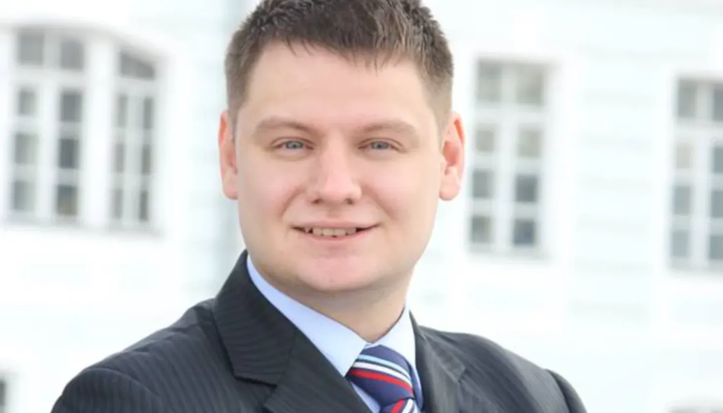 Війни виграють грошові потоки: економіст Вадим Сирота