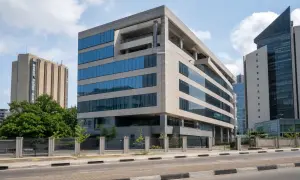Міністерка Катаяма опинилася в центрі валютної суперечки в Японії — The Japan Times