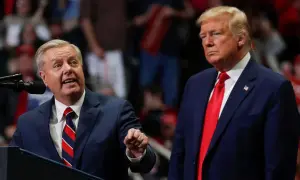Трамп назвав демократів безбожними комуністами і заявив про загрозу для США