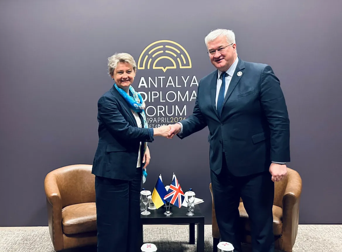 Сибіга обговорив посилення тиску на РФ із главою МВС Британії