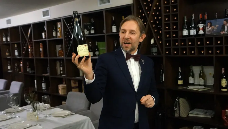 Український сомельє Меєр закликав не повертати асоціації РФ до міжнародної організації ASI