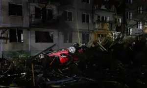 Росія атакувала Павлоград, після удару спалахнула пожежа