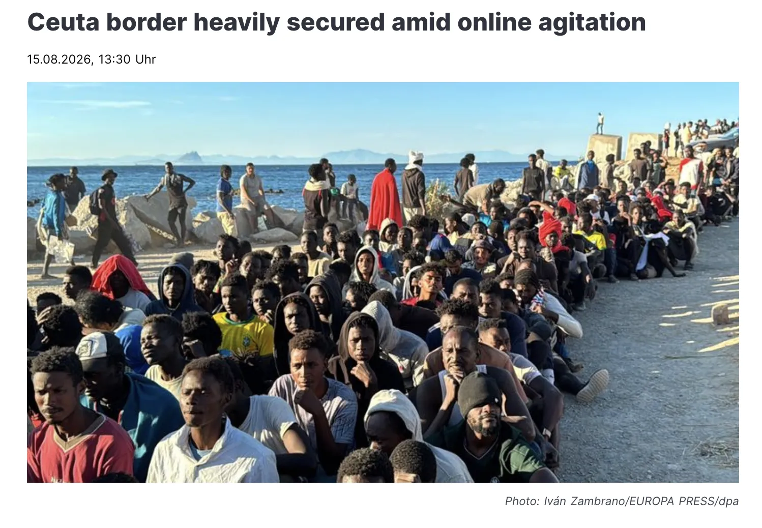 Ceuta reinforces its border with barriers and prepares to repel illegal migrants with water cannons