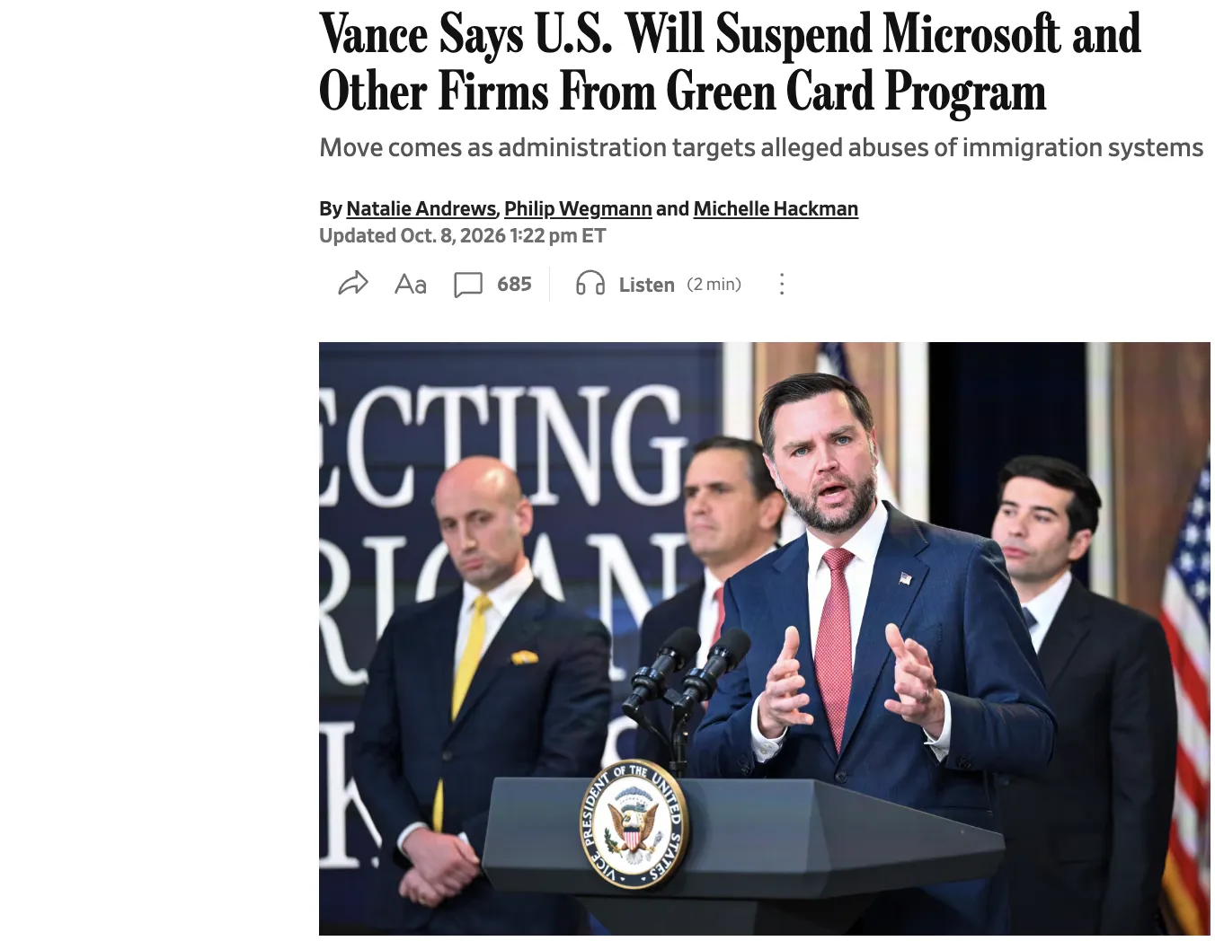 США могут ограничить выдачу грин-карт сотрудникам Microsoft и Adobe