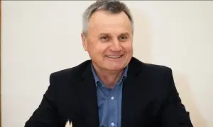 Суд зобов'язав ТЦК виключити з обліку українця, який змінив стать
