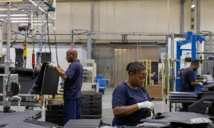 Mercedes-Benz reported a 26% drop in profits due to the automotive industry crisis